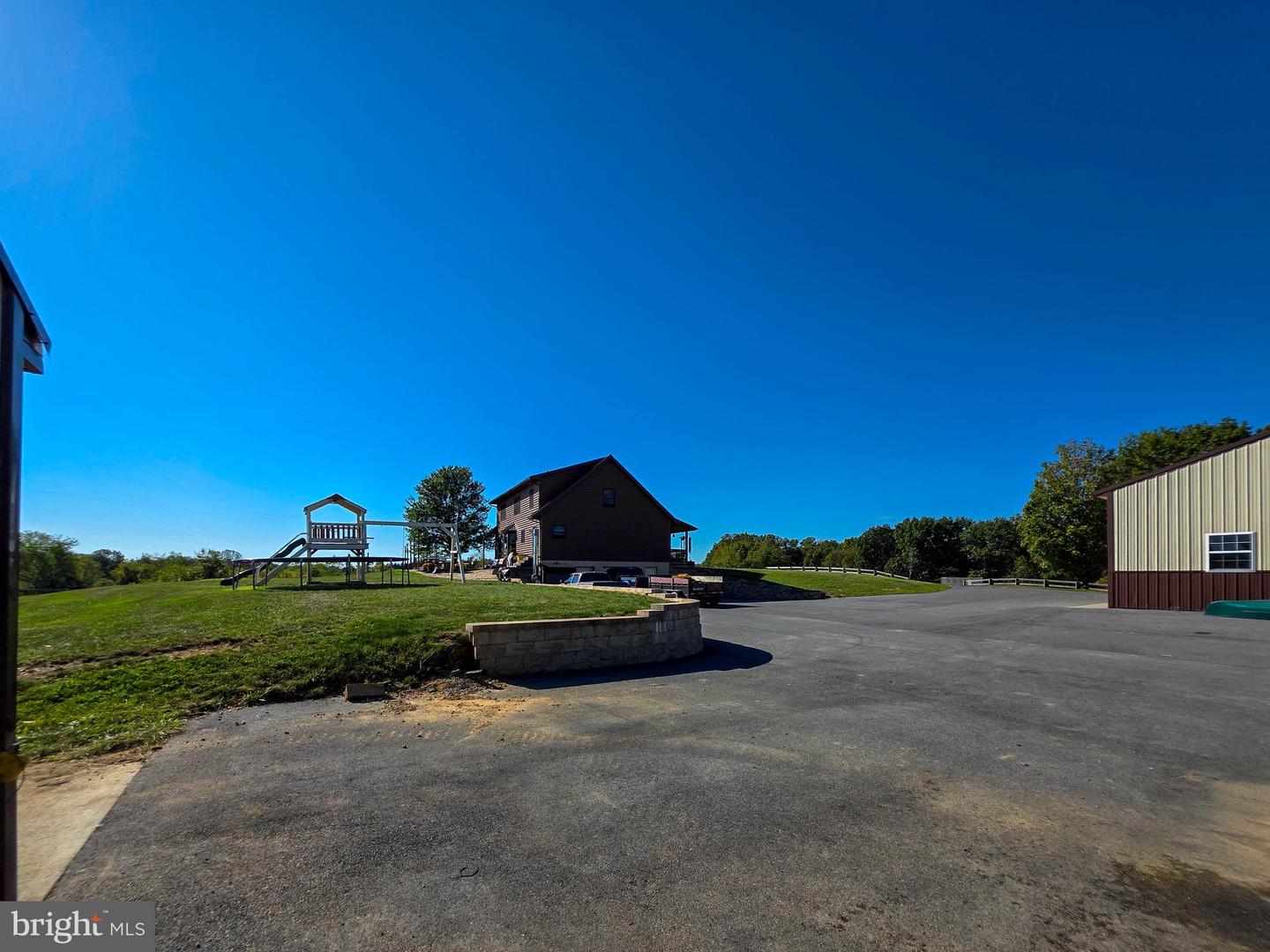 14637 Bain Rd Property Photo 56