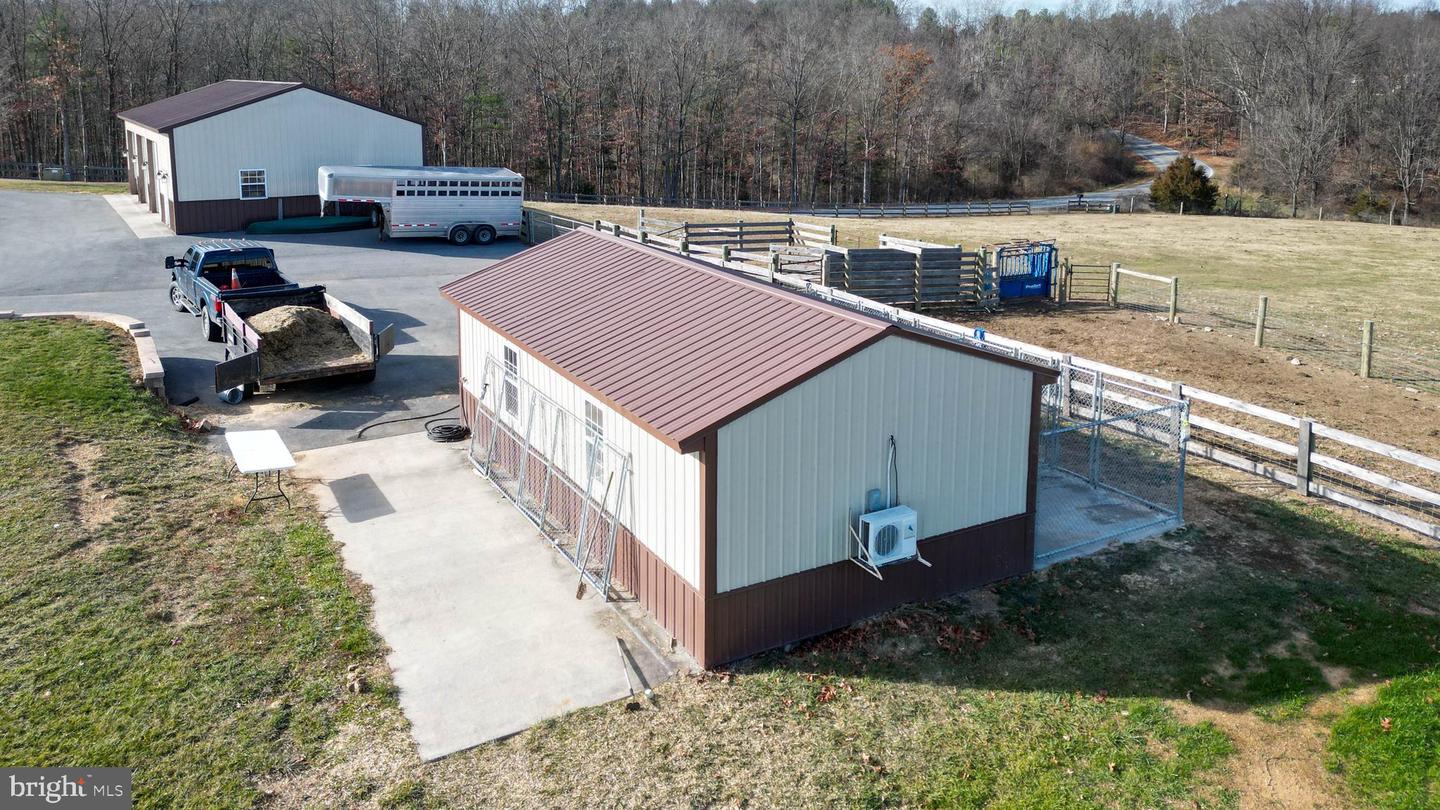 14637 Bain Rd Property Photo 101