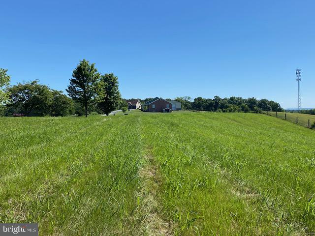 14521 Fairview Hill Ln Property Photo 2