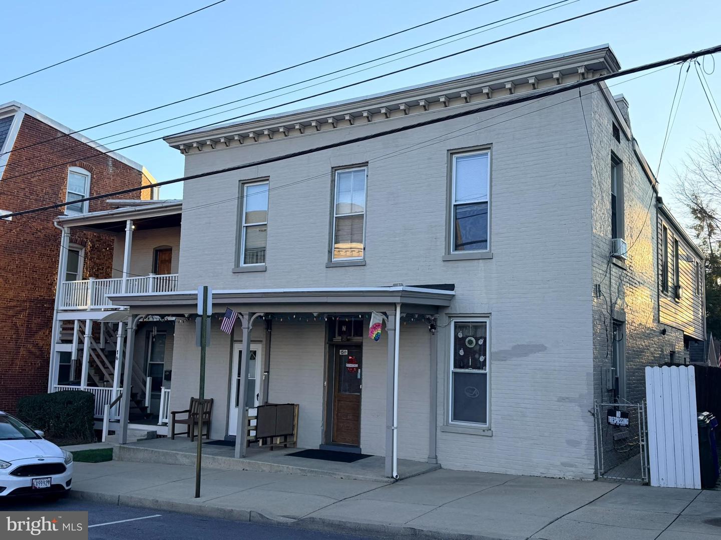 16 S Mulberry St Property Photo 4