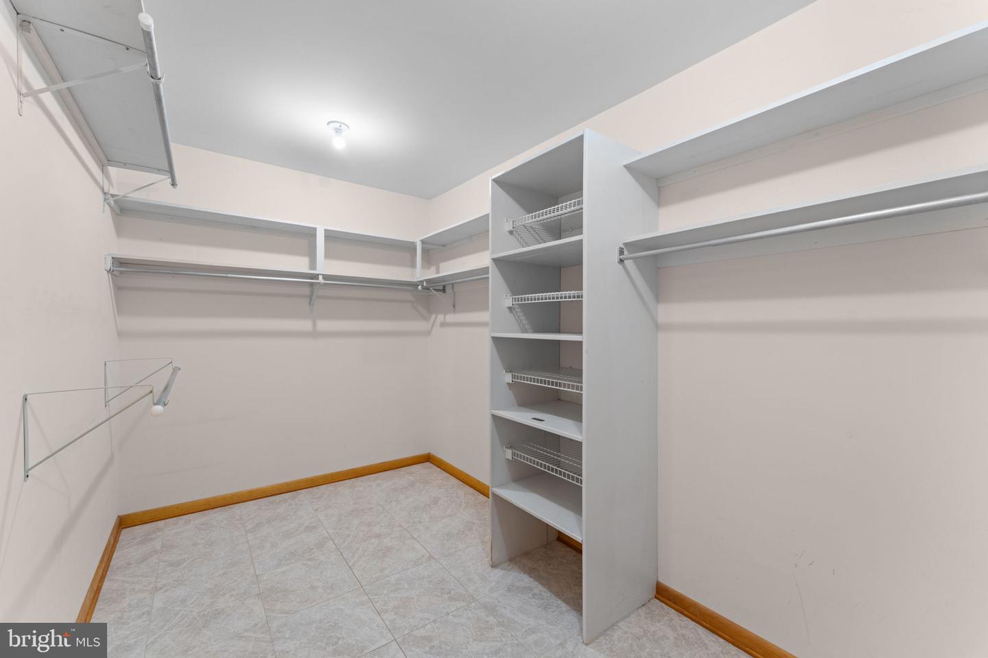 18903 Manchester Dr Property Photo 47