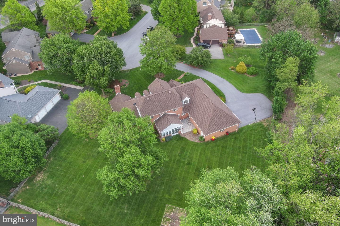18903 Manchester Dr Property Photo 77