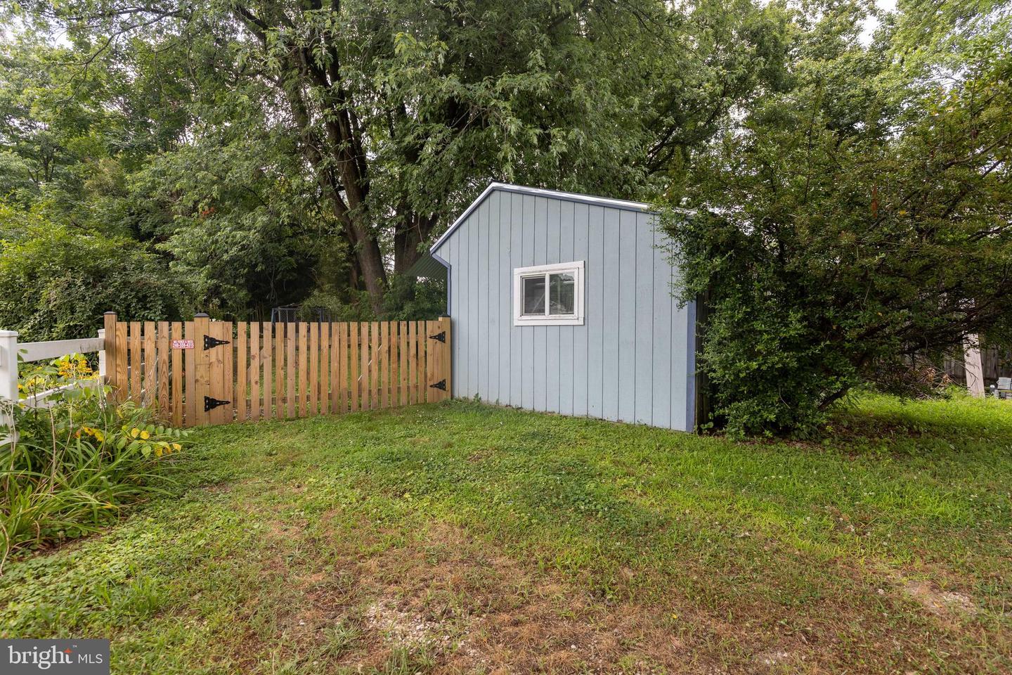 122 Orchard Dr Property Photo 4