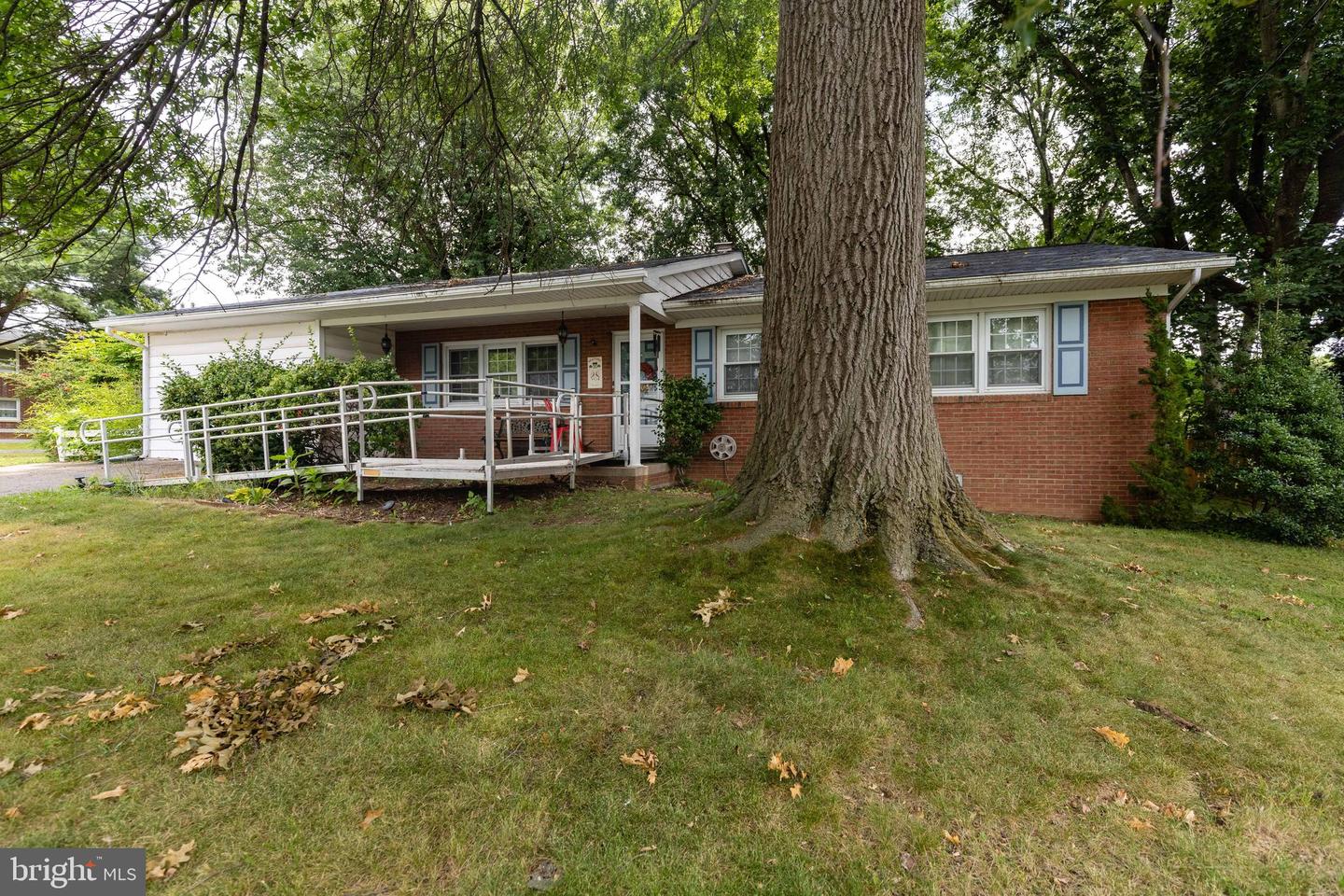 122 Orchard Dr Property Photo 5