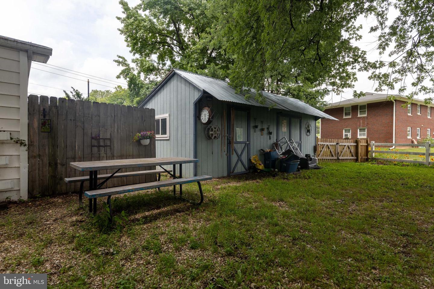 122 Orchard Dr Property Photo 12