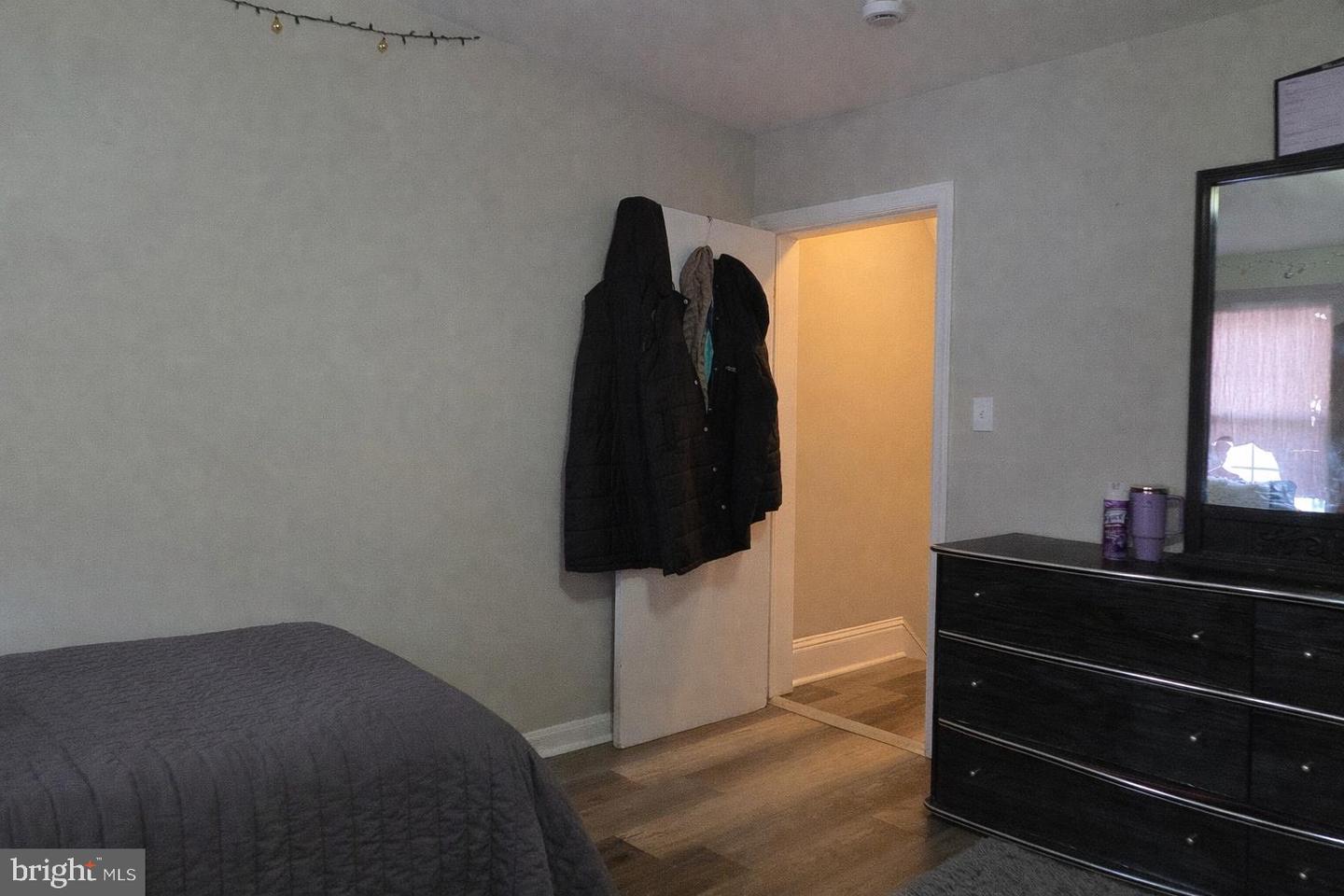 212 N Mulberry St Property Photo 5