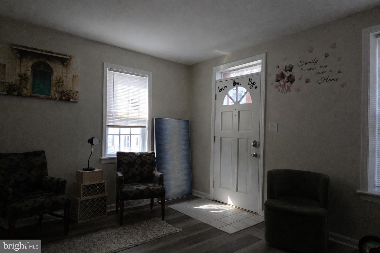 212 N Mulberry St Property Photo 7