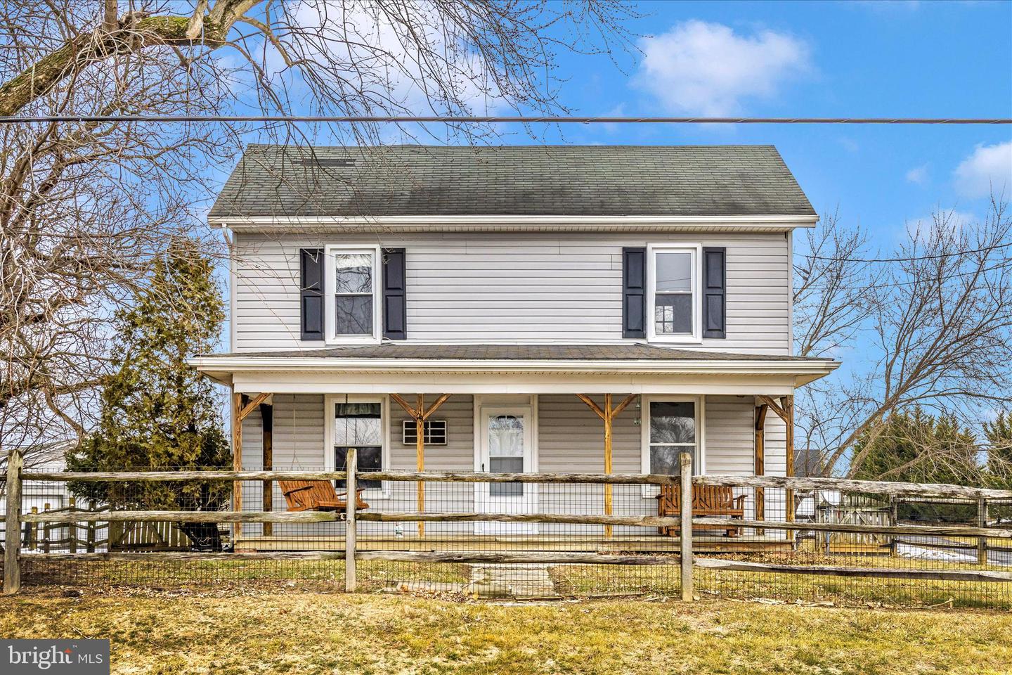 14243 Cearfoss Pike Property Photo 2