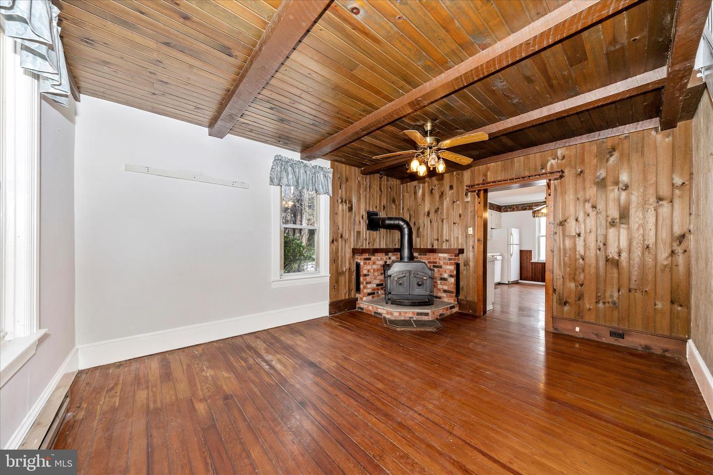 14243 Cearfoss Pike Property Photo 5