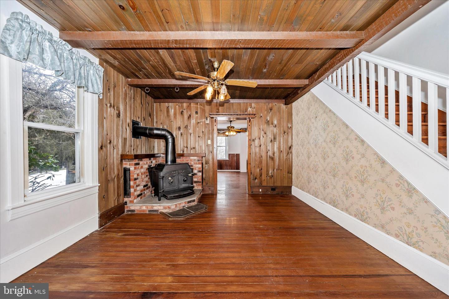 14243 Cearfoss Pike Property Photo 6