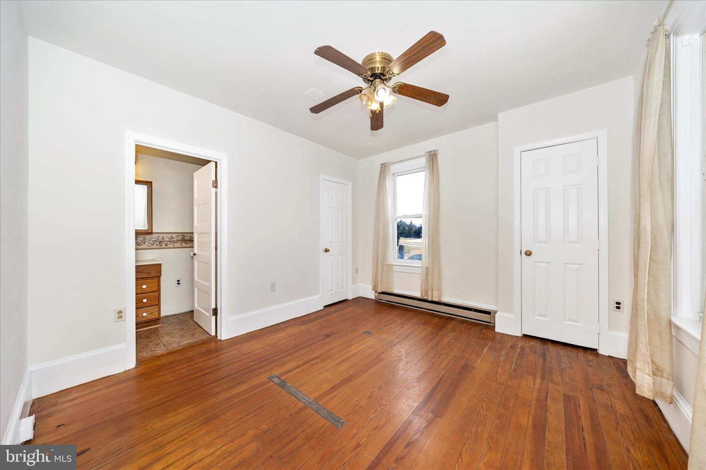 14243 Cearfoss Pike Property Photo 11
