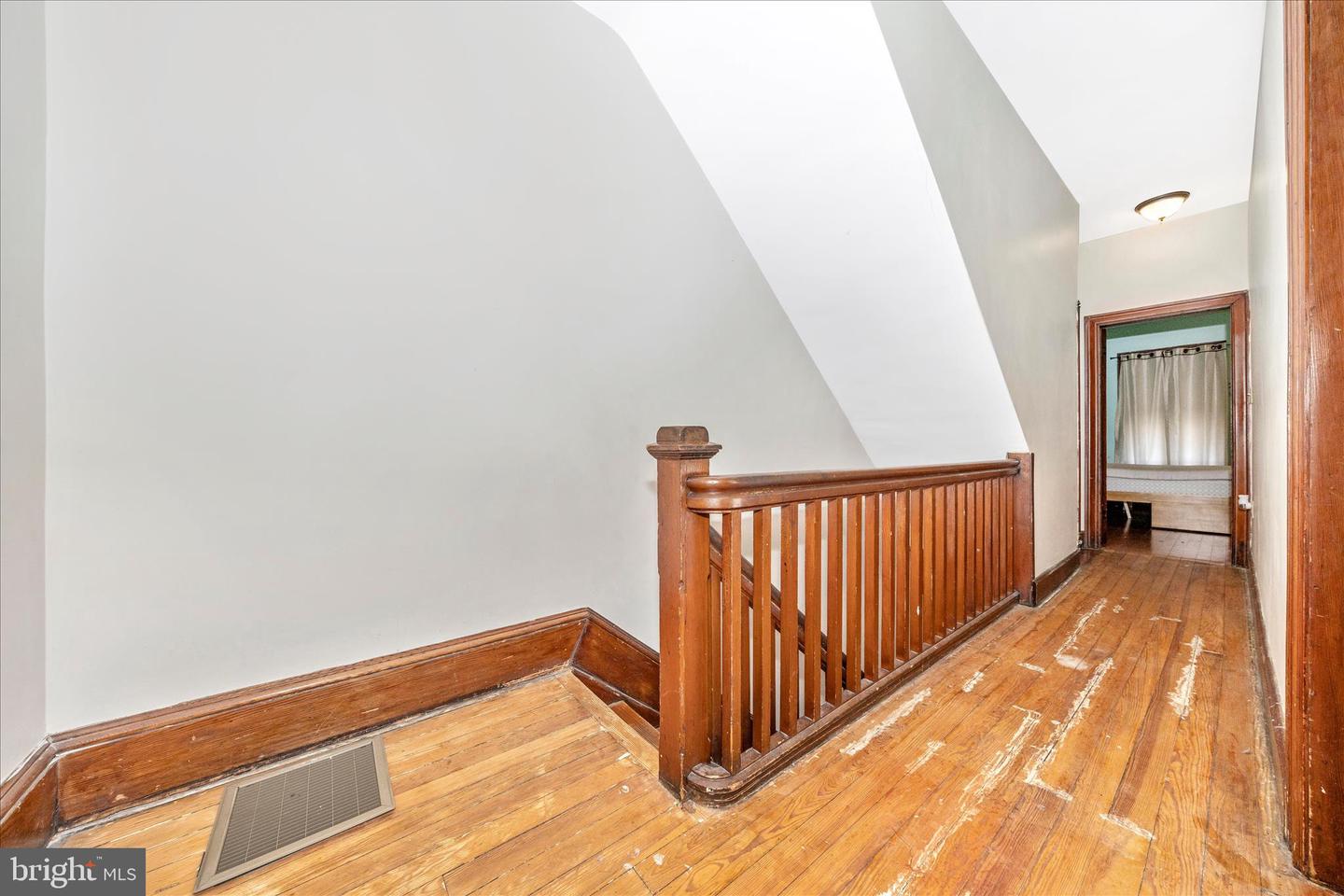 629 N Mulberry St Property Photo 22