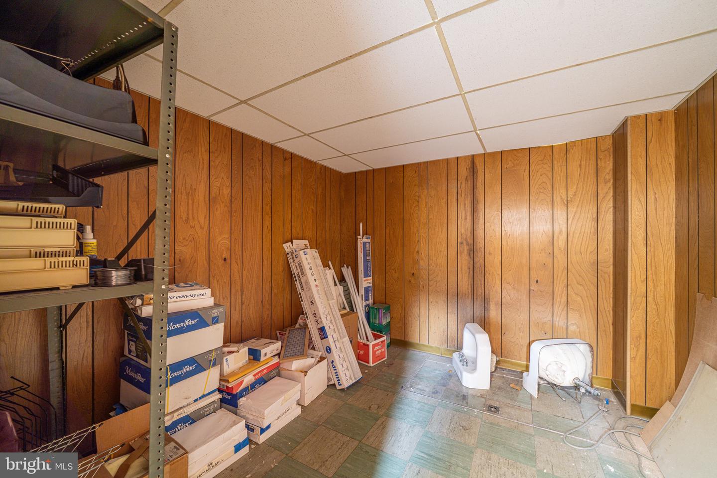 132 E Washington St Property Photo 32