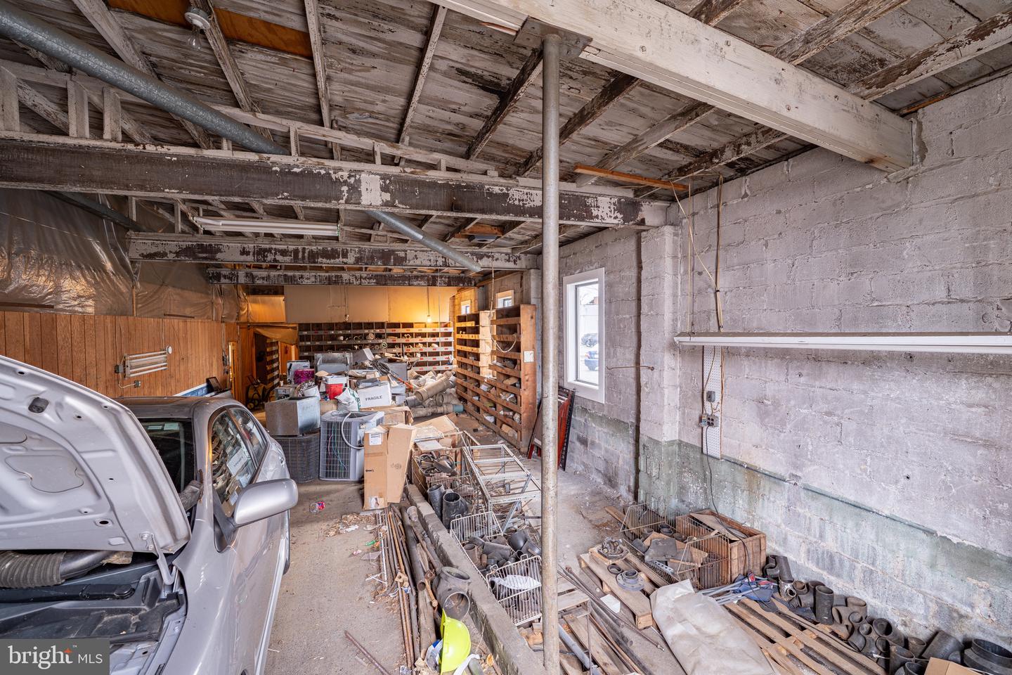 132 E Washington St Property Photo 44