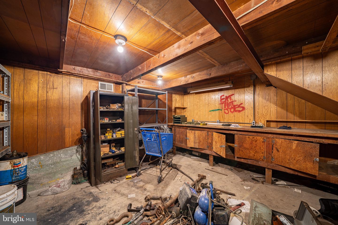 132 E Washington St Property Photo 49