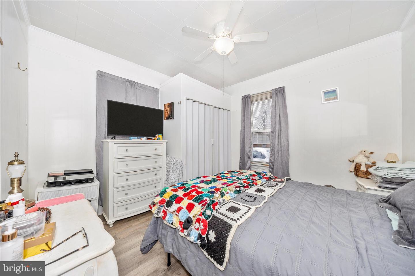 54 Winter St Property Photo 18