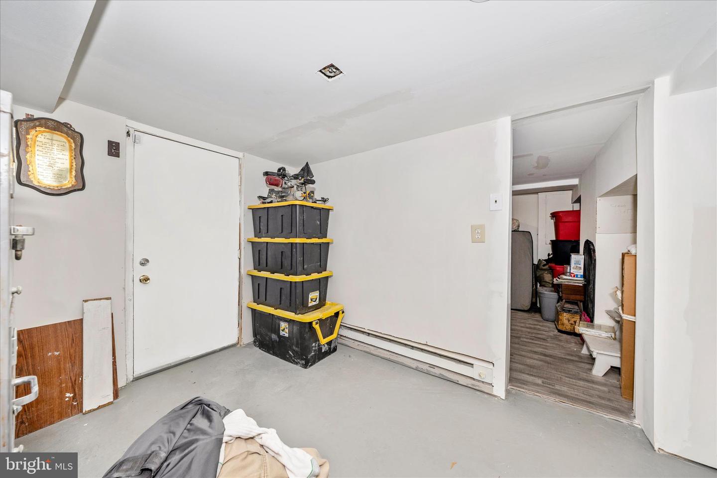 54 Winter St Property Photo 35