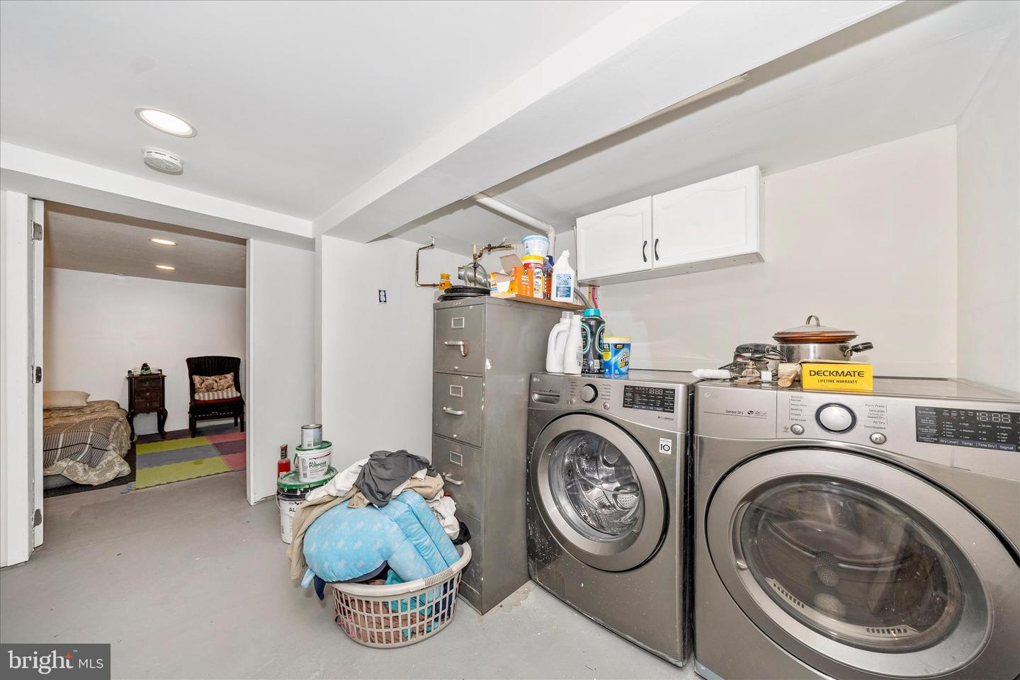 54 Winter St Property Photo 37
