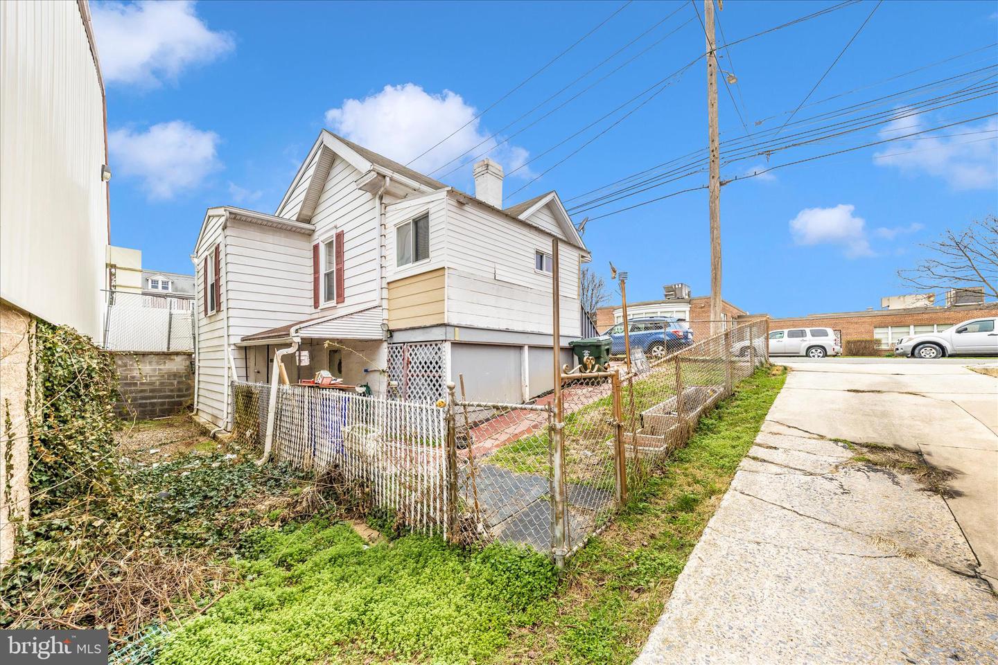 54 Winter St Property Photo 45