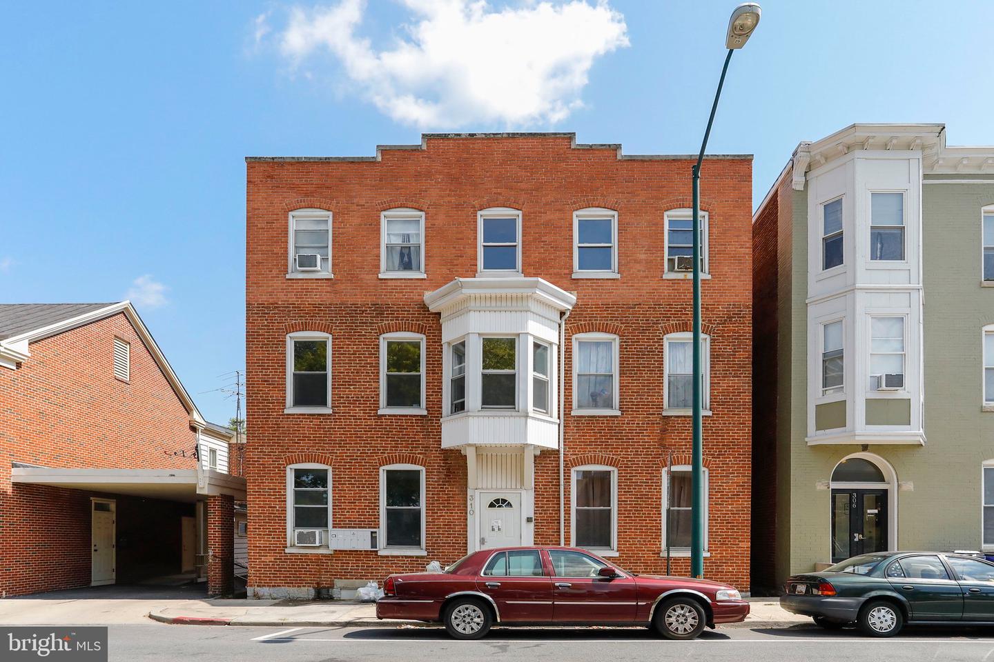 310 N POTOMAC ST #3N Property Photo 1
