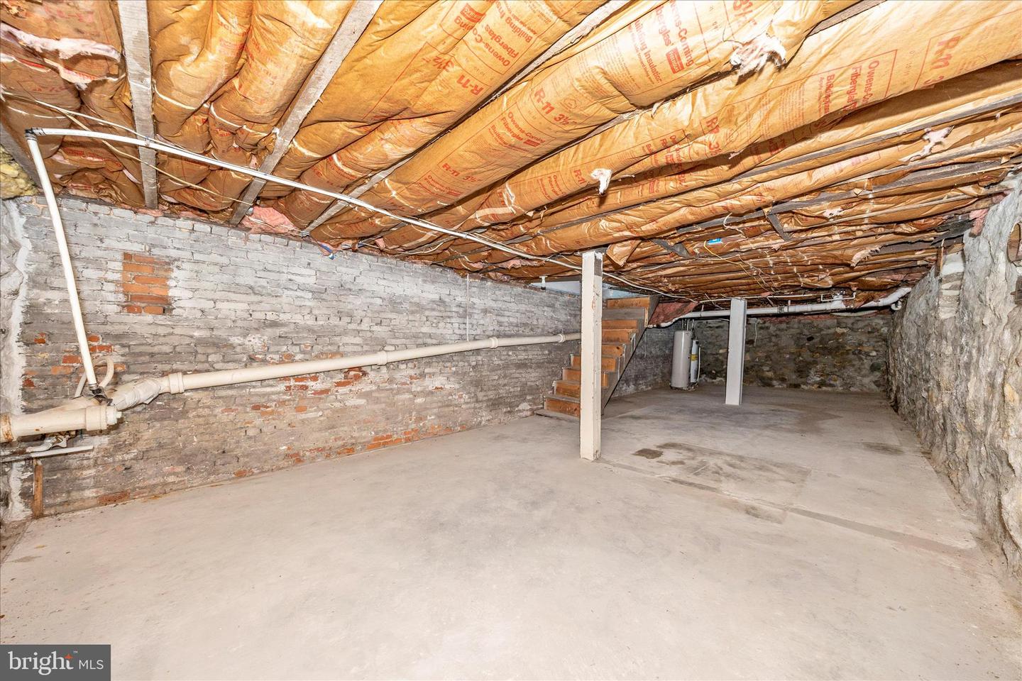 422-422 1/2 Mcdowell Ave Property Photo 10
