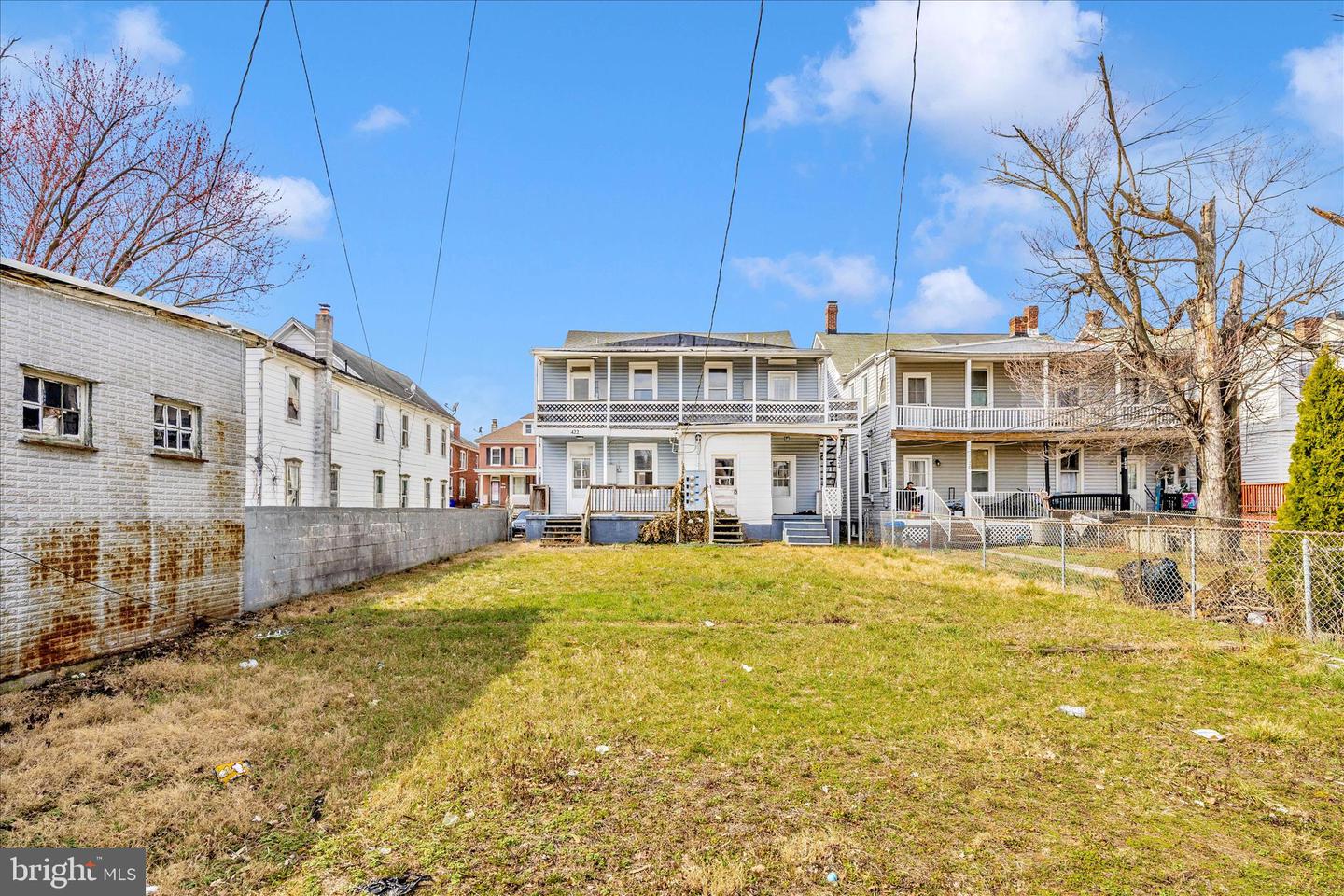 422-422 1/2 Mcdowell Ave Property Photo 45