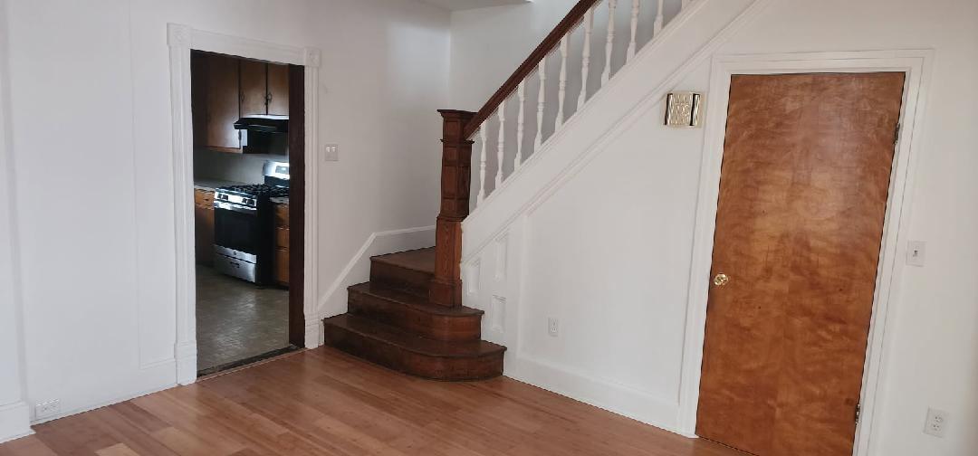 33 Westside Ave Property Photo 10