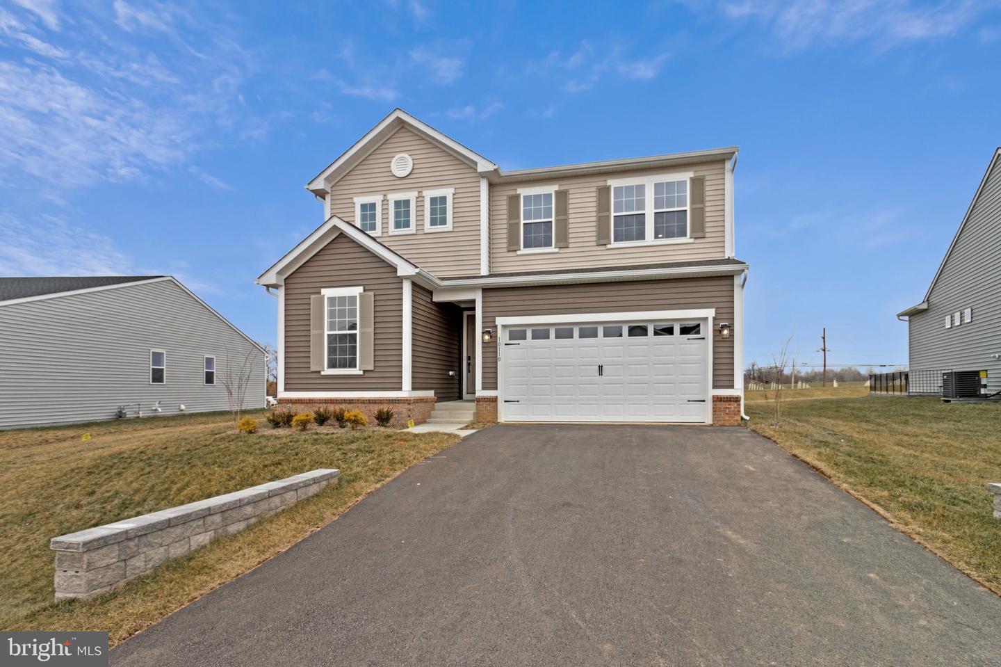 10110 Wilkes Dr Property Photo 1