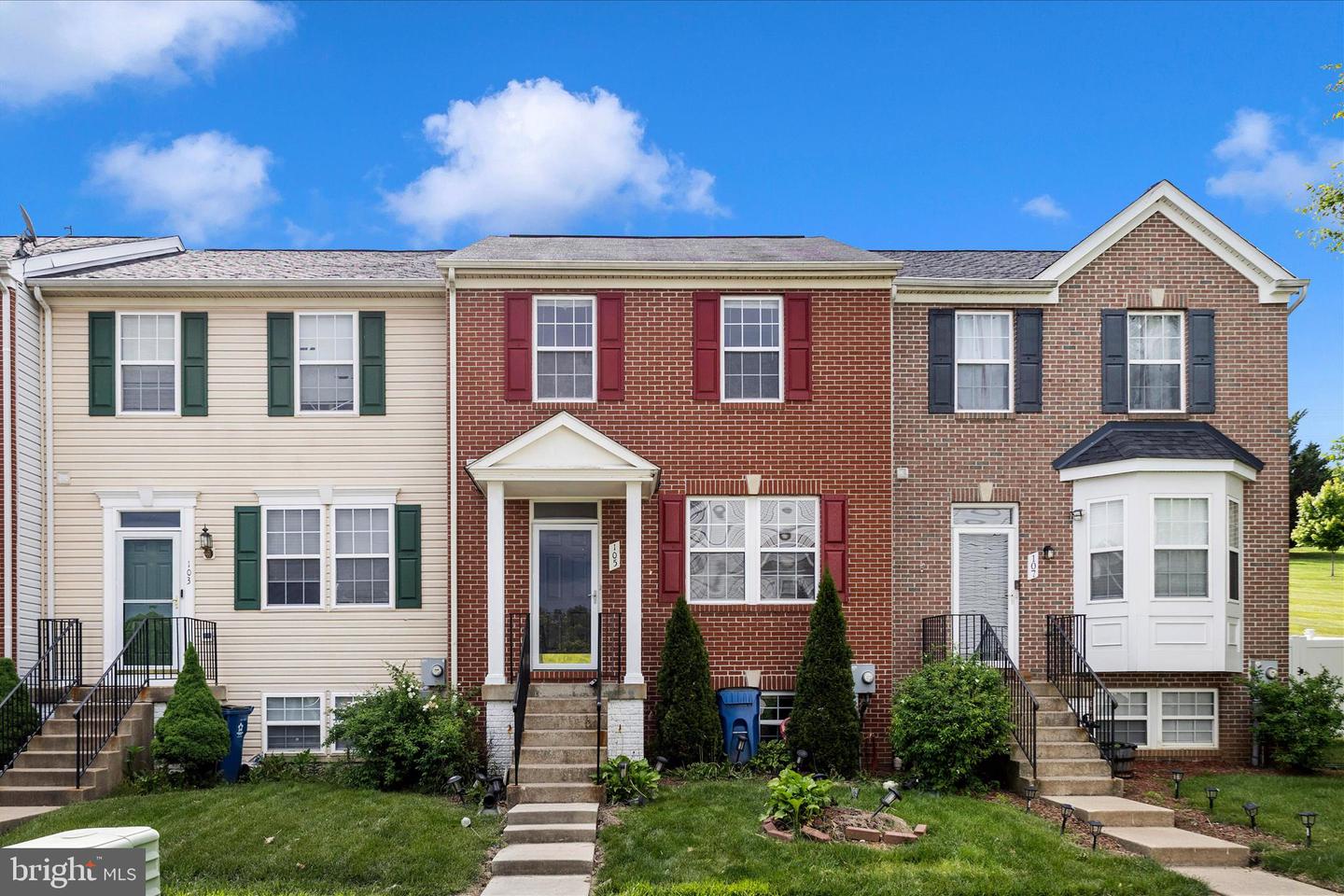 105 Sentry Rdg Property Photo 1