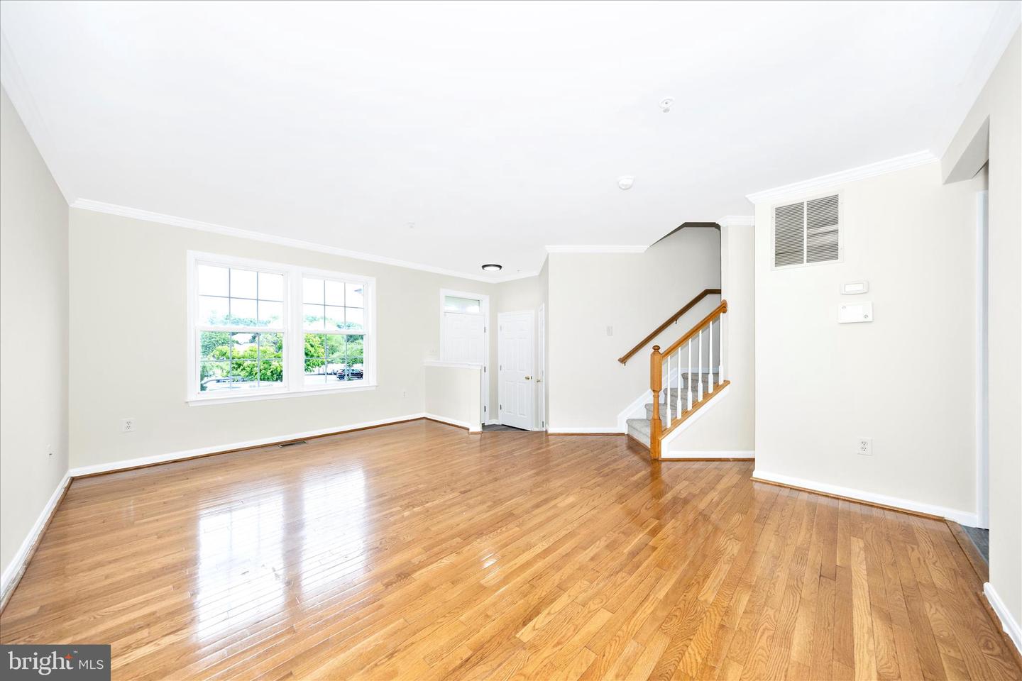 105 Sentry Rdg Property Photo 5