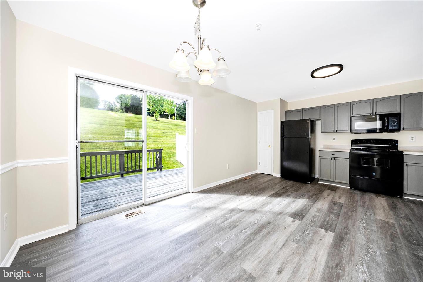 105 Sentry Rdg Property Photo 8