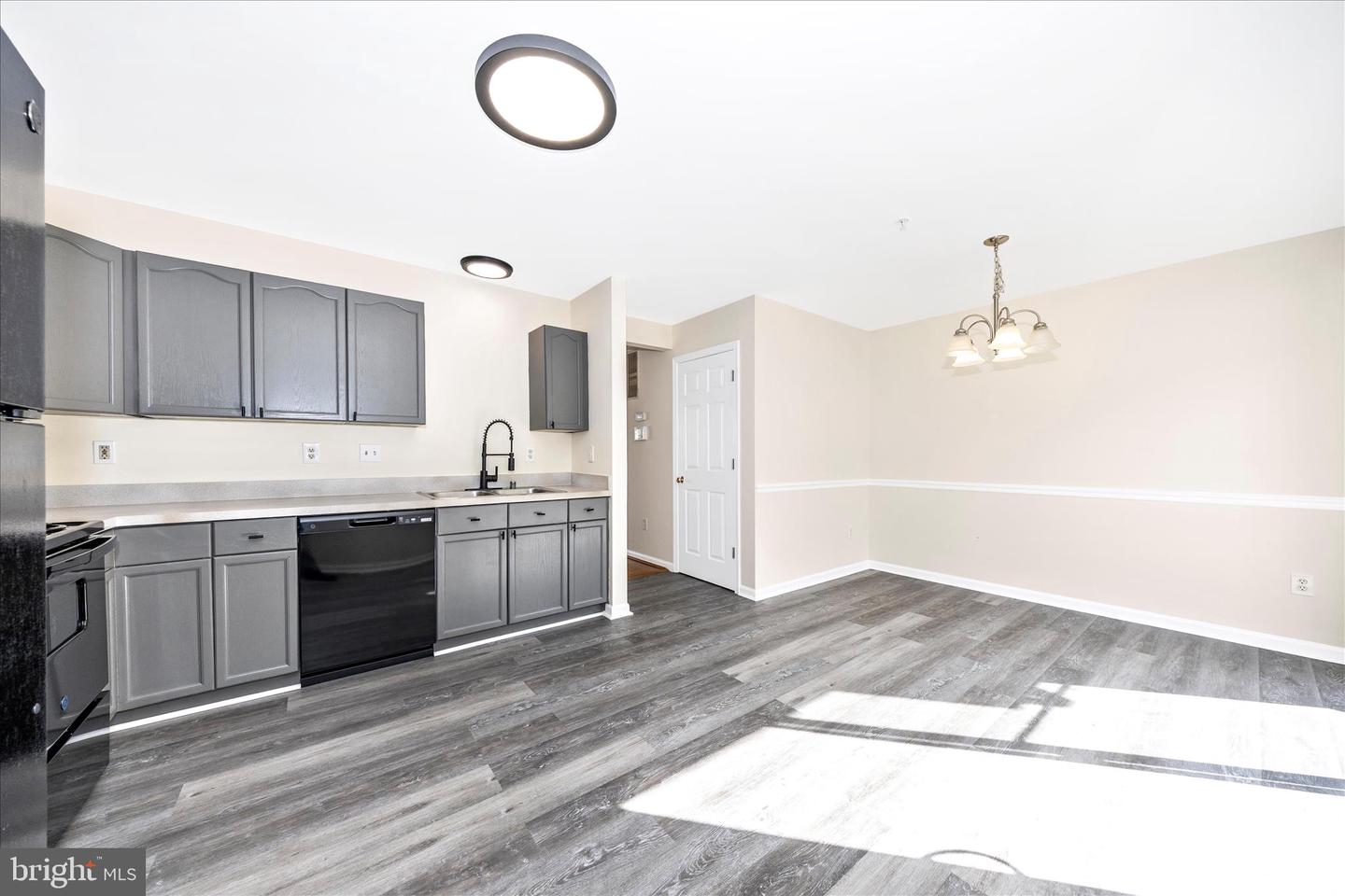 105 Sentry Rdg Property Photo 12