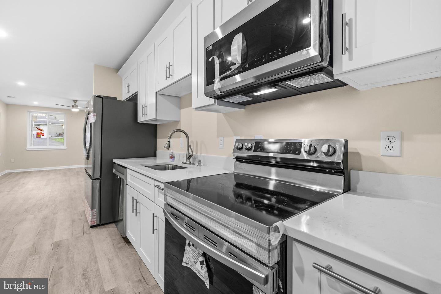 11901 Sun Valley Dr Property Photo 12