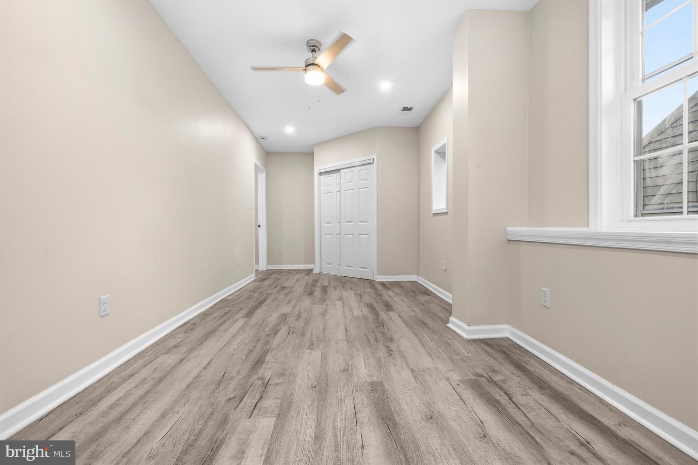 11901 Sun Valley Dr Property Photo 23