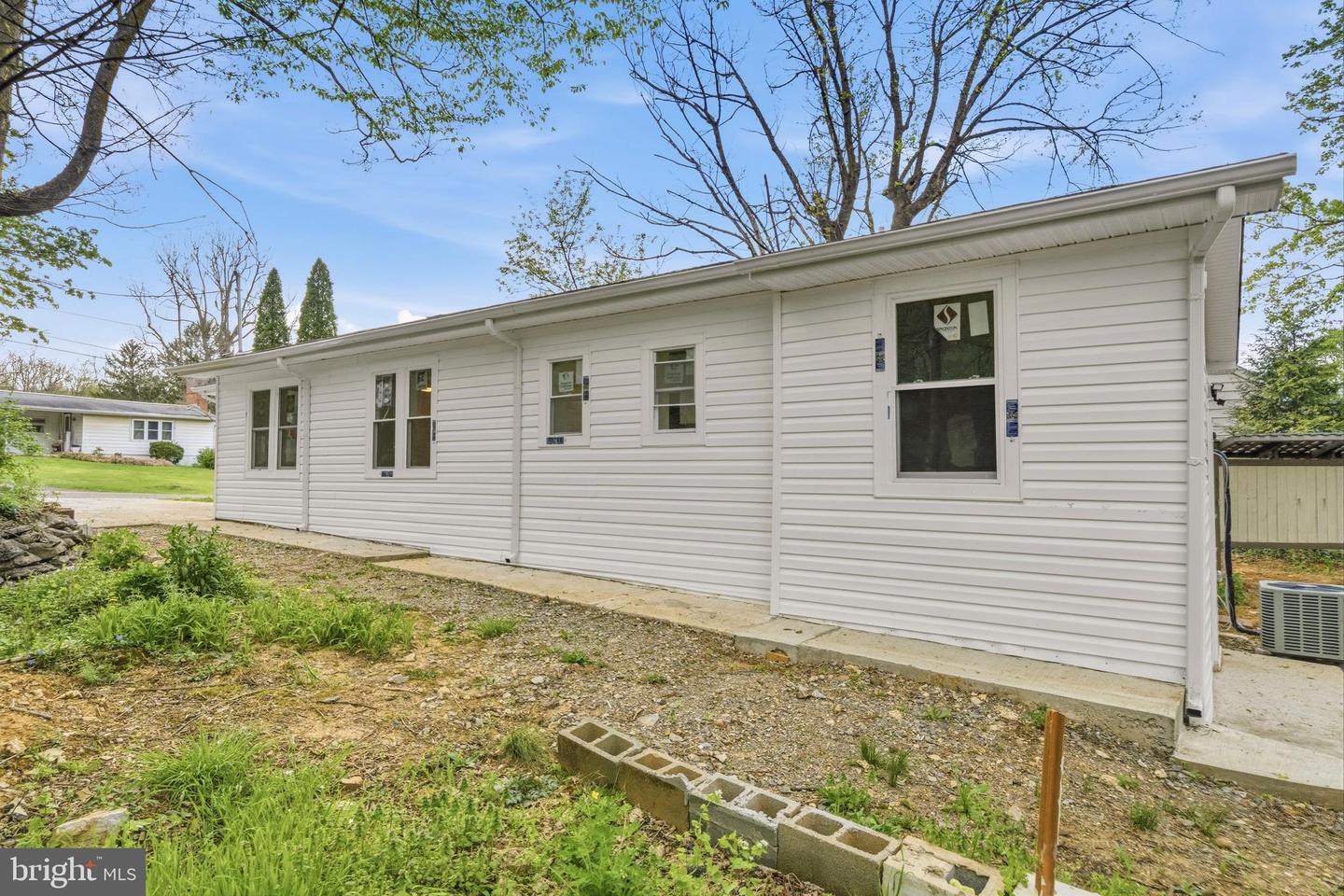 11901 Sun Valley Dr Property Photo 27