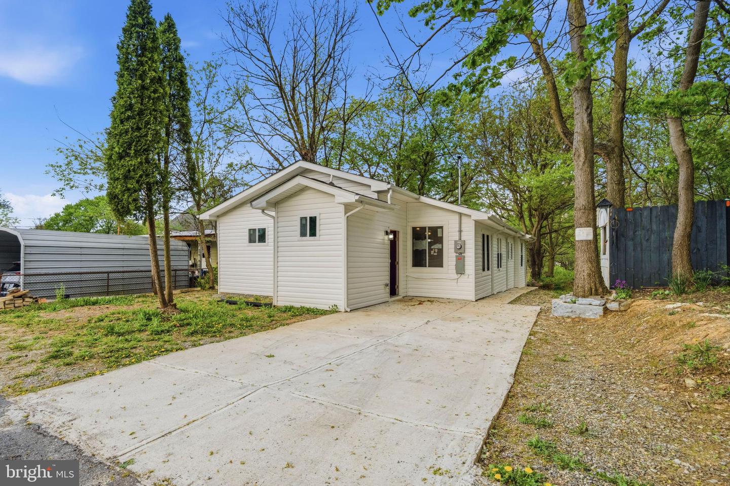 11901 Sun Valley Dr Property Photo 30