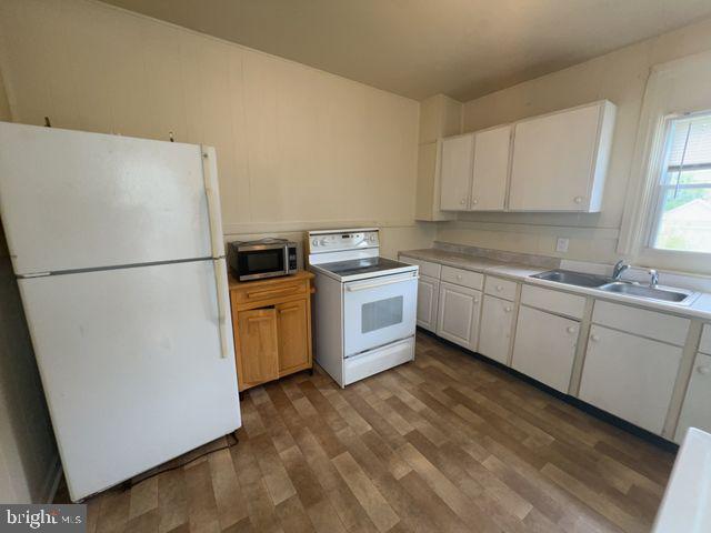 124 Ray St Property Photo 6