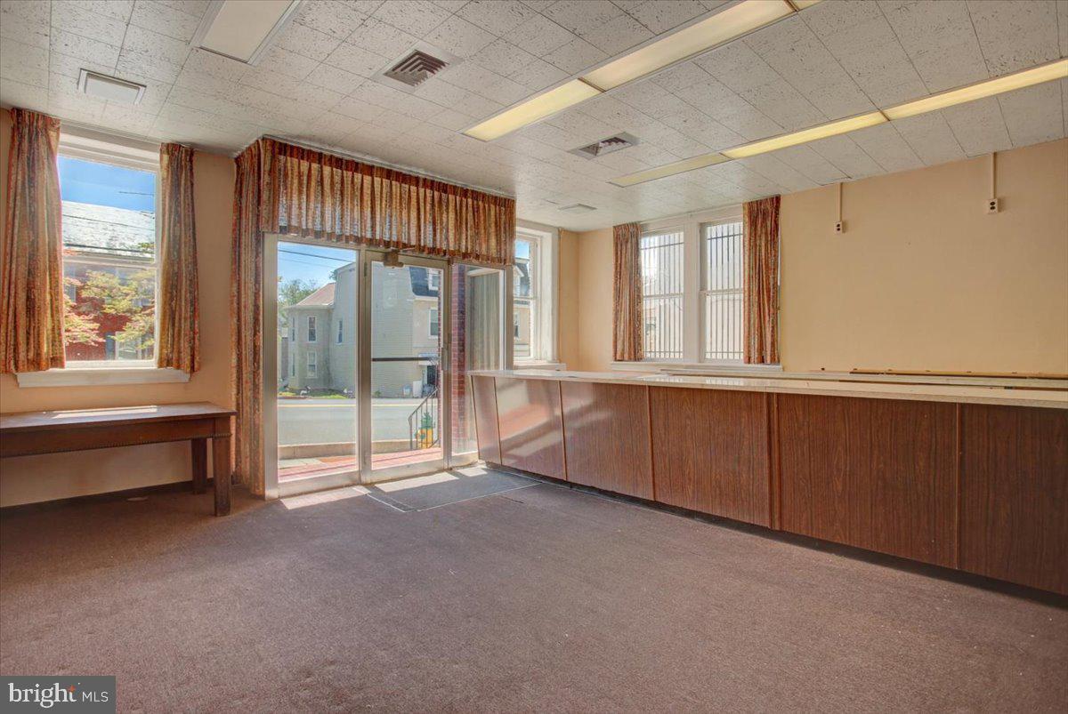 140 Cumberland St Property Photo 5