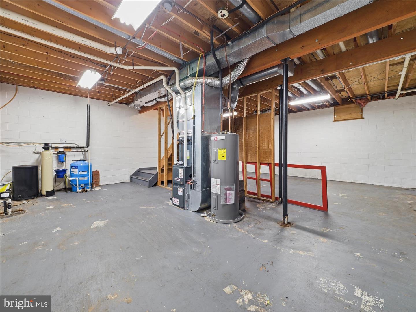 9820 Wandering Ln Property Photo 37