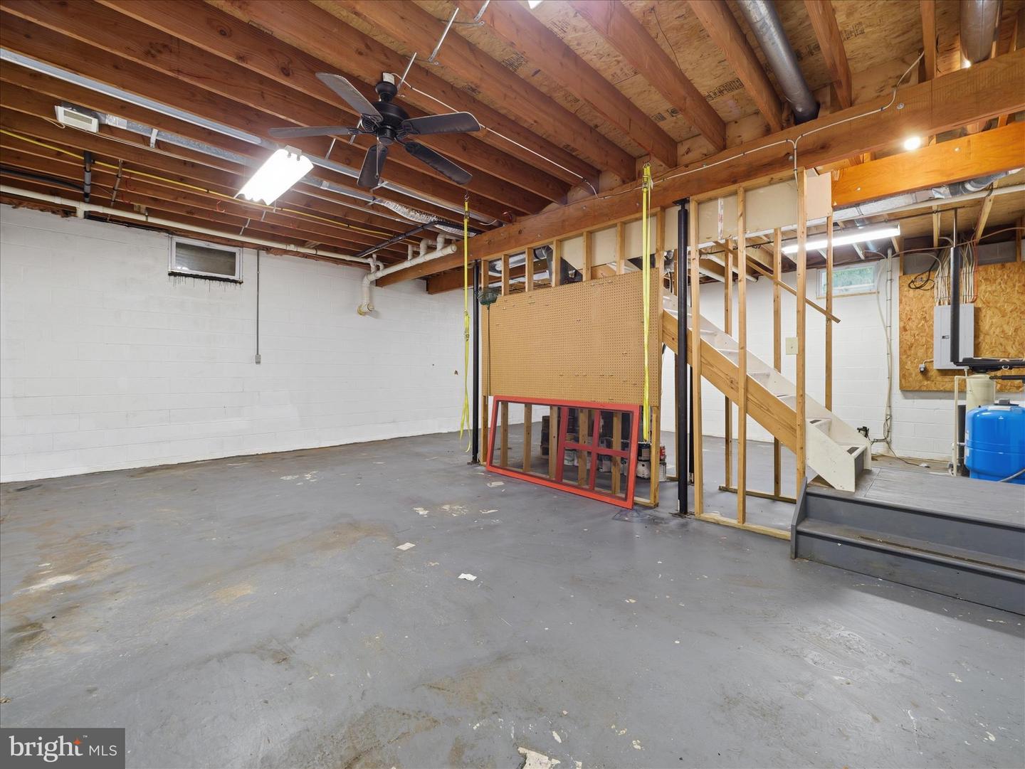9820 Wandering Ln Property Photo 38