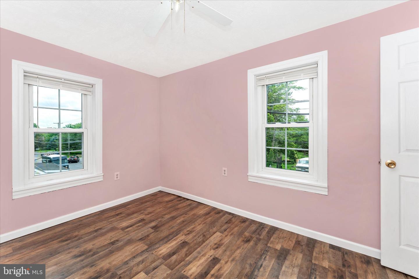 21321 Leiter St Property Photo 28