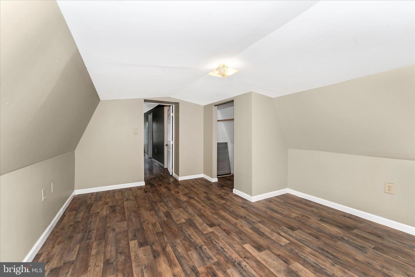 21321 Leiter St Property Photo 36