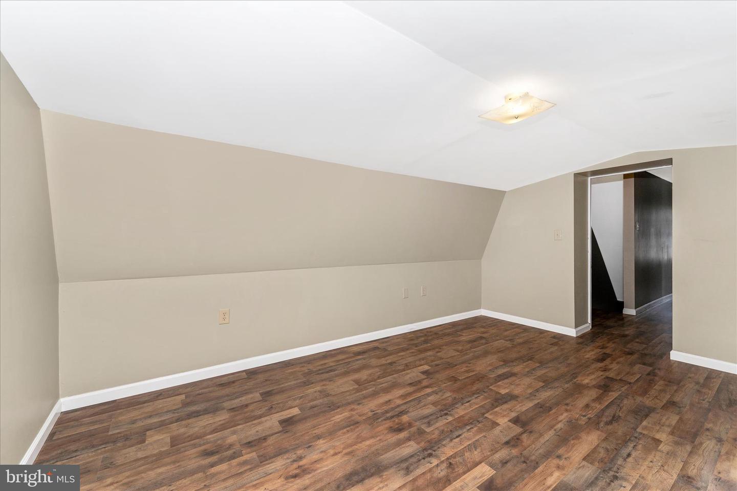 21321 Leiter St Property Photo 37