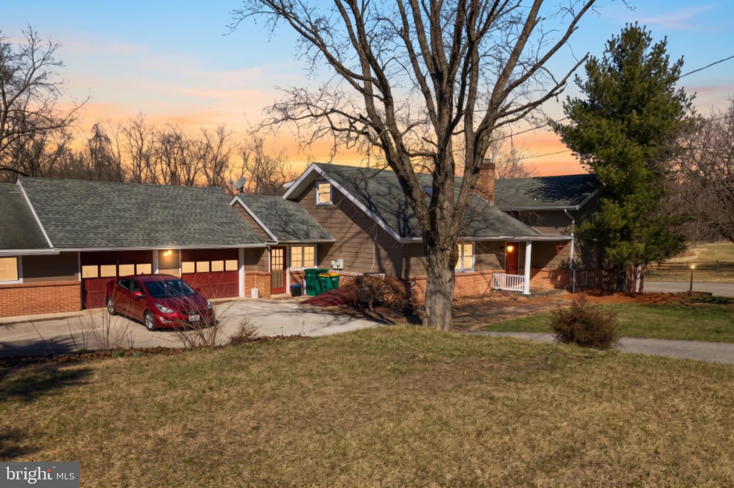 21680 Leitersburg Pike Property Photo 1