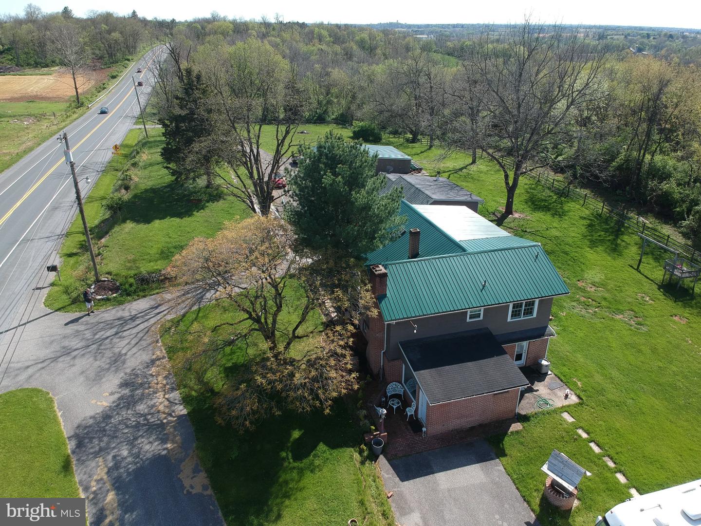 21680 Leitersburg Pike Property Photo 8