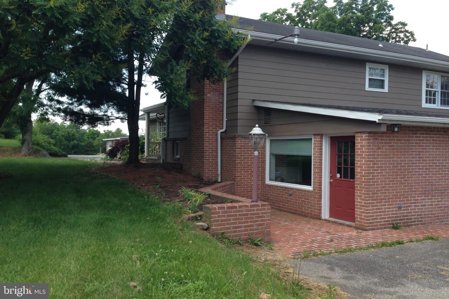 21680 Leitersburg Pike Property Photo 32