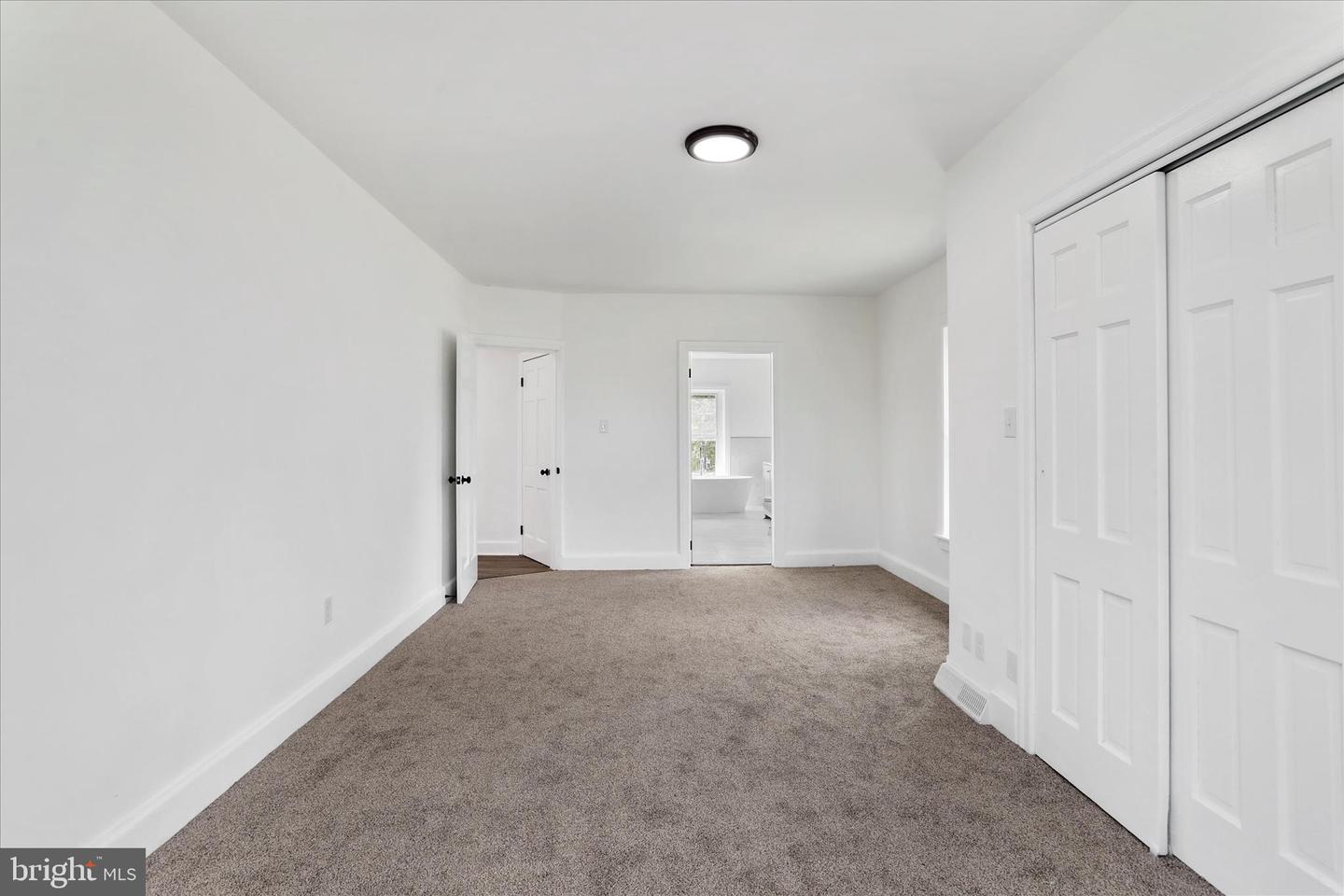 15225 Fairview Rd Property Photo 27