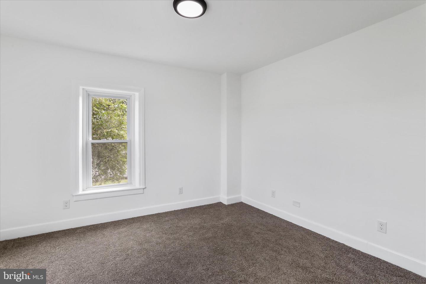 15225 Fairview Rd Property Photo 30