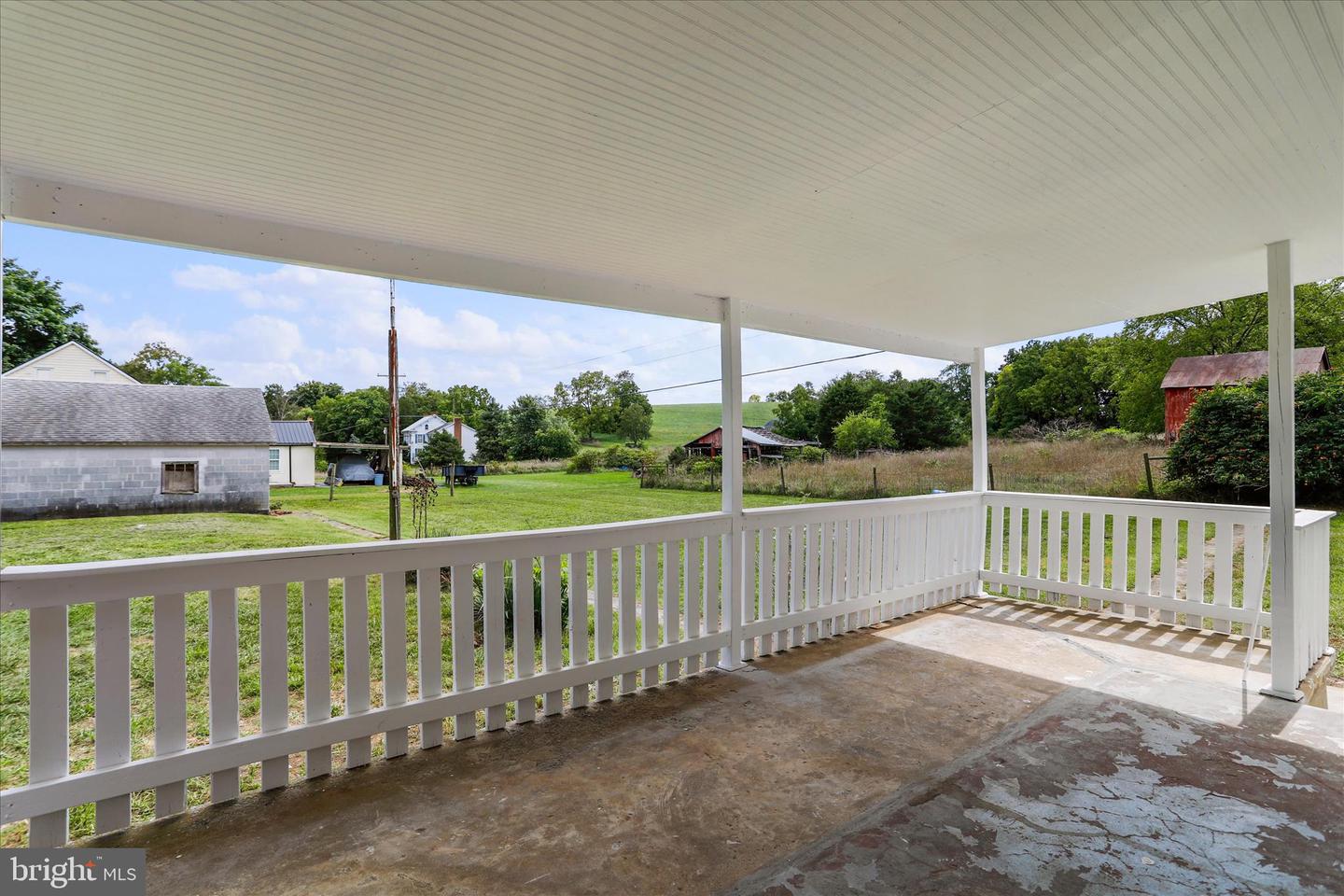 15225 Fairview Rd Property Photo 35