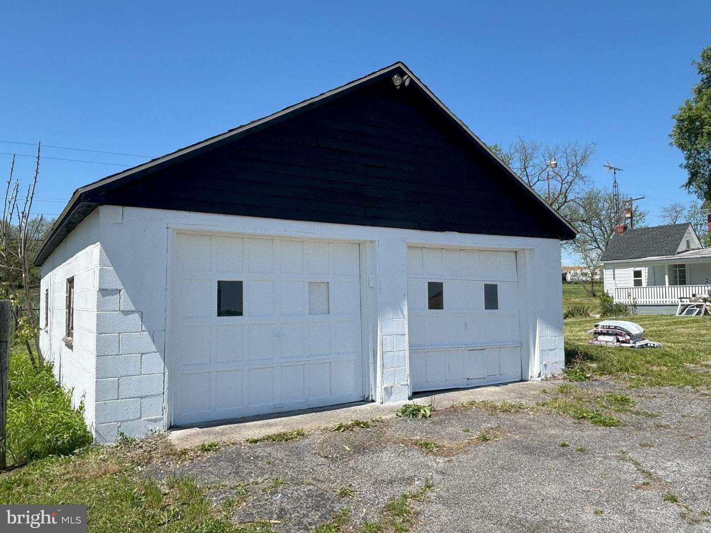 15225 Fairview Rd Property Photo 40
